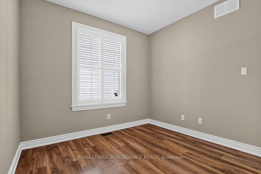 Photo 6 of 79 Axel Crescent, Ottawa, Kanata - Emerald Meadows/Trailwest — HOMEH