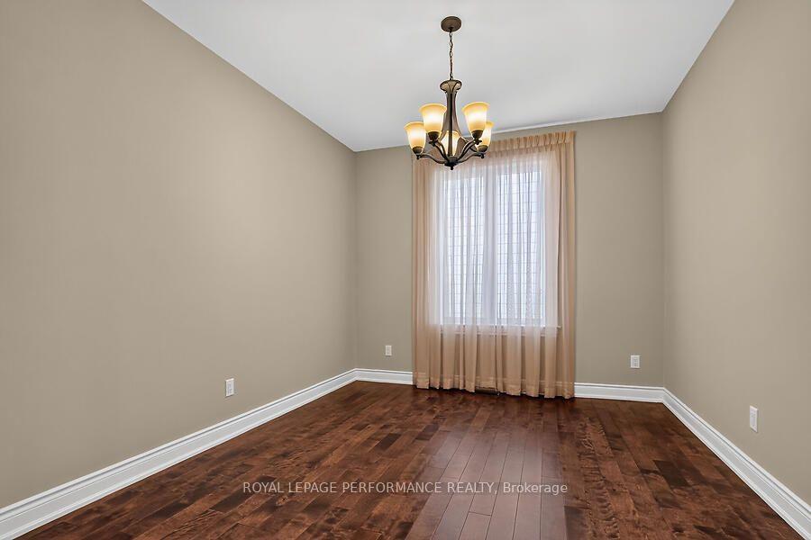 Photo 9 of 79 Axel Crescent, Ottawa, Kanata - Emerald Meadows/Trailwest — HOMEH