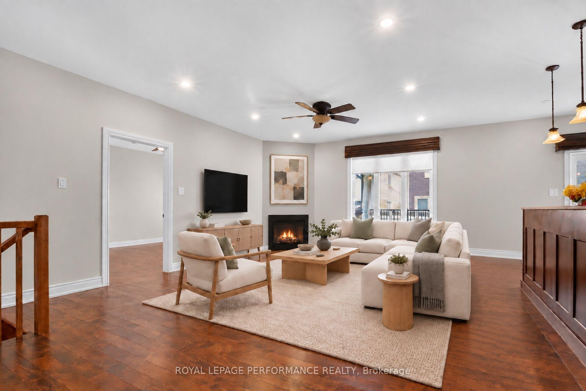Photo 11 of 79 Axel Crescent, Ottawa, Kanata - Emerald Meadows/Trailwest — HOMEH