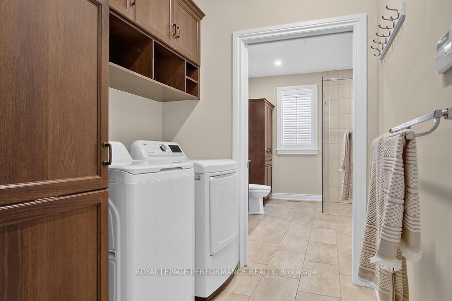 Photo 28 of 79 Axel Crescent, Ottawa, Kanata - Emerald Meadows/Trailwest — HOMEH