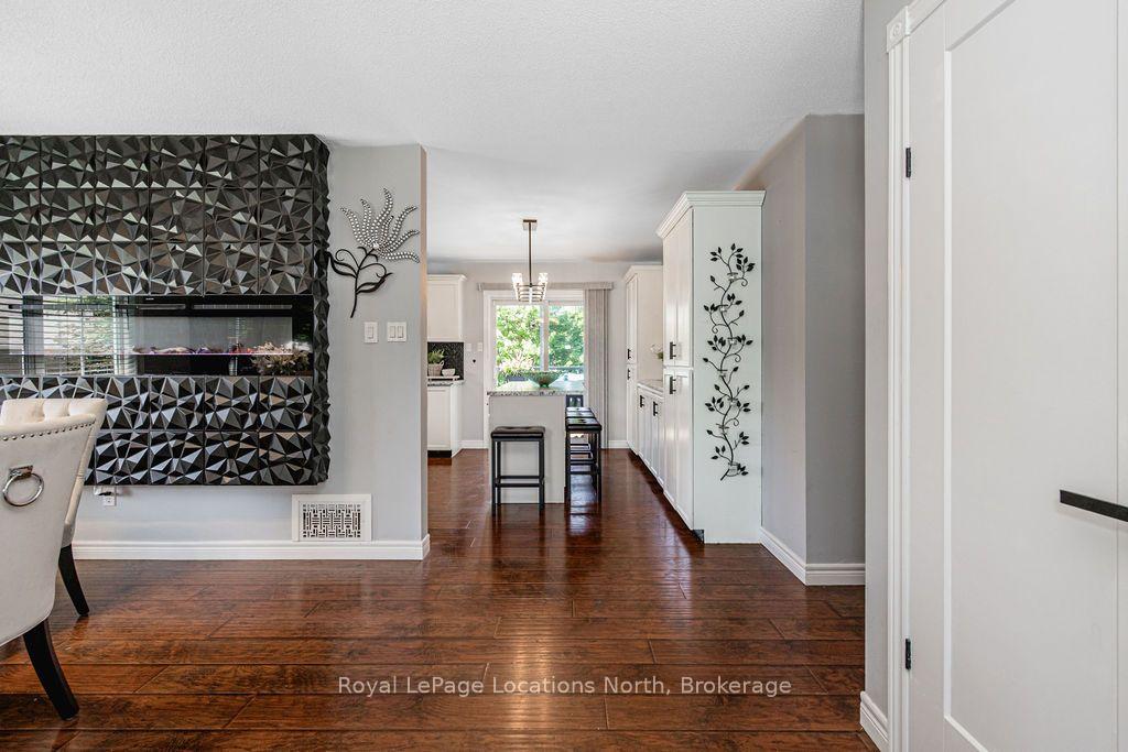 Photo 5 of 7 Coles Court, Wasaga Beach — HOMEH