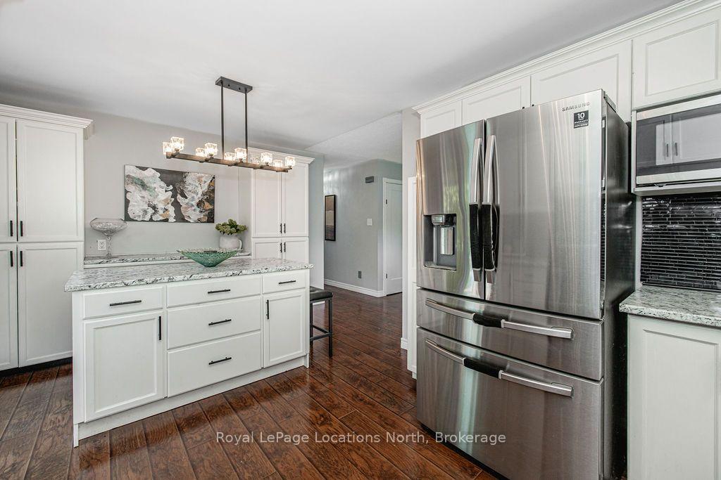 Photo 15 of 7 Coles Court, Wasaga Beach — HOMEH