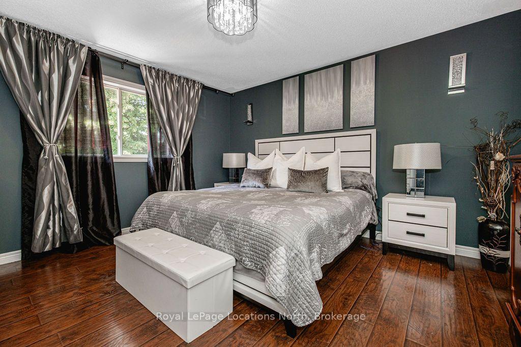 Photo 23 of 7 Coles Court, Wasaga Beach — HOMEH