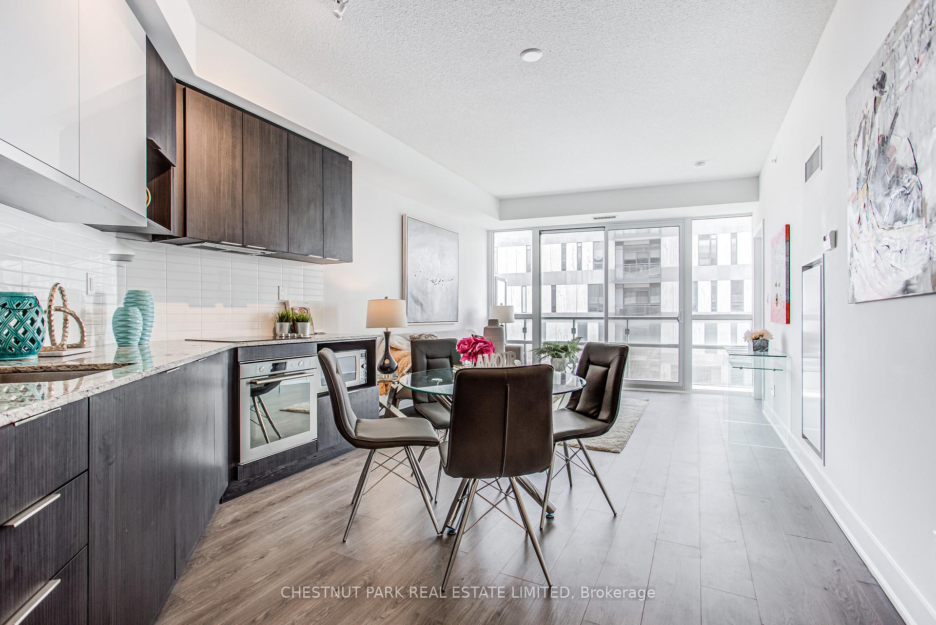 Photo 2 of Unit 902, 99 The Donway, North York, Banbury-Don Mills — HOMEH