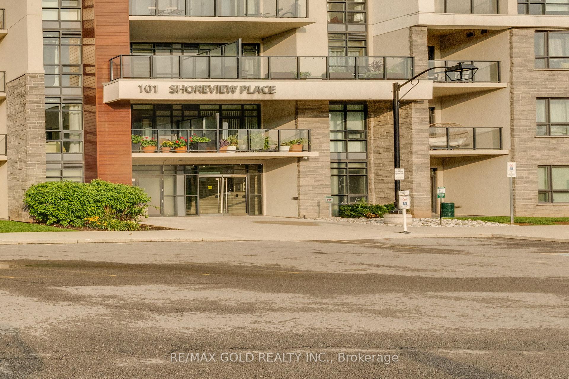 Photo 6 of Unit 502, 101 Shoreview Place, Hamilton, Stoney Creek — HOMEH