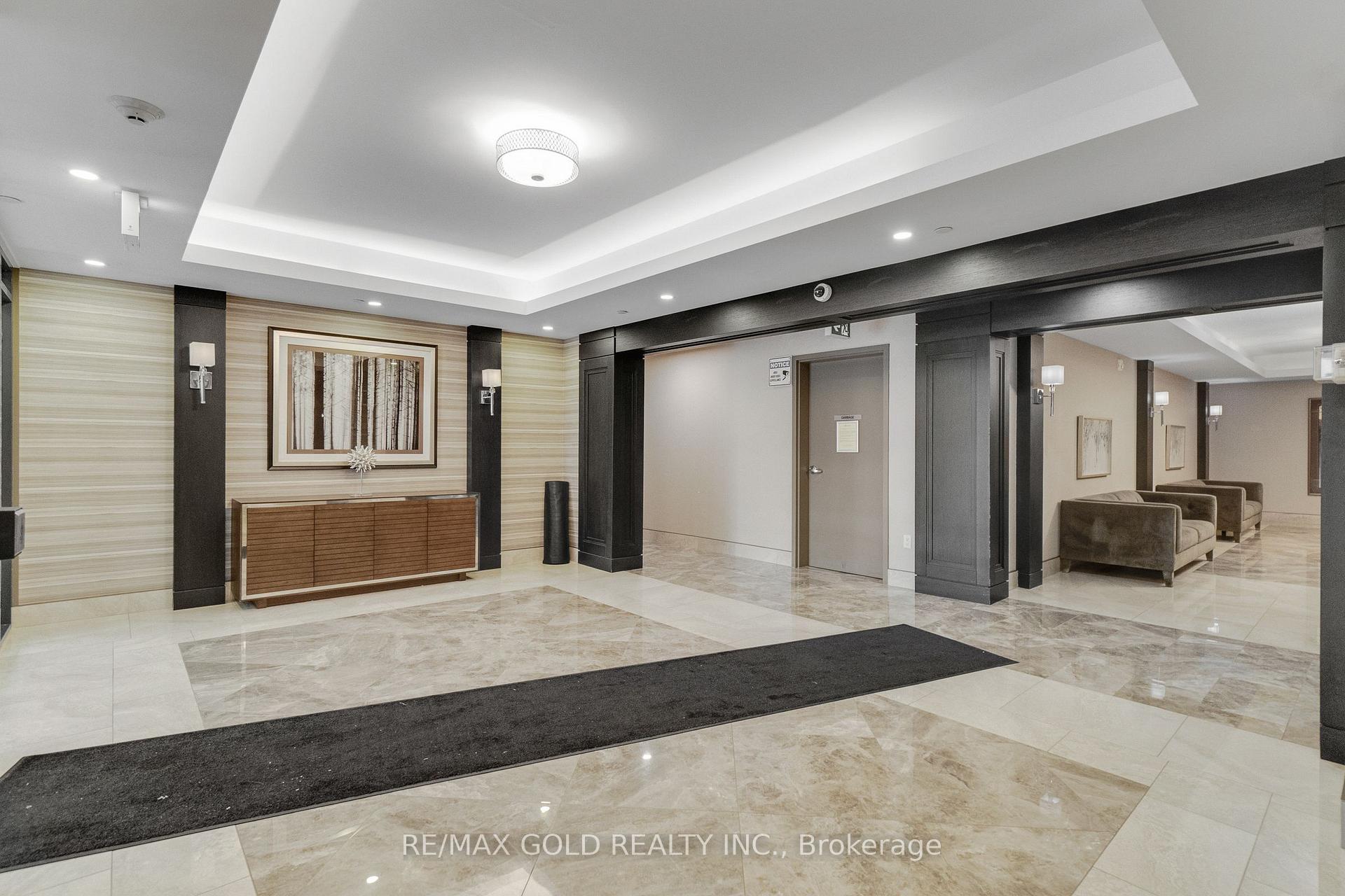 Photo 8 of Unit 502, 101 Shoreview Place, Hamilton, Stoney Creek — HOMEH