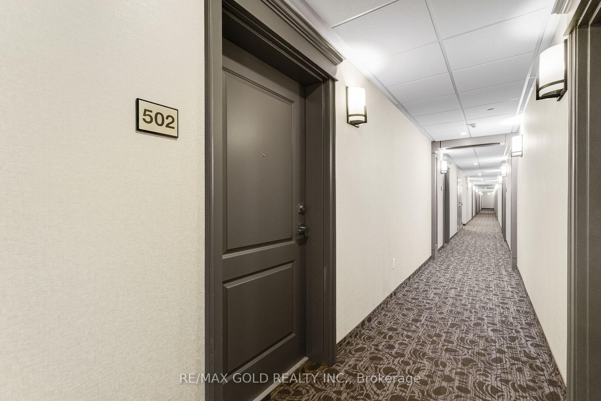 Photo 11 of Unit 502, 101 Shoreview Place, Hamilton, Stoney Creek — HOMEH