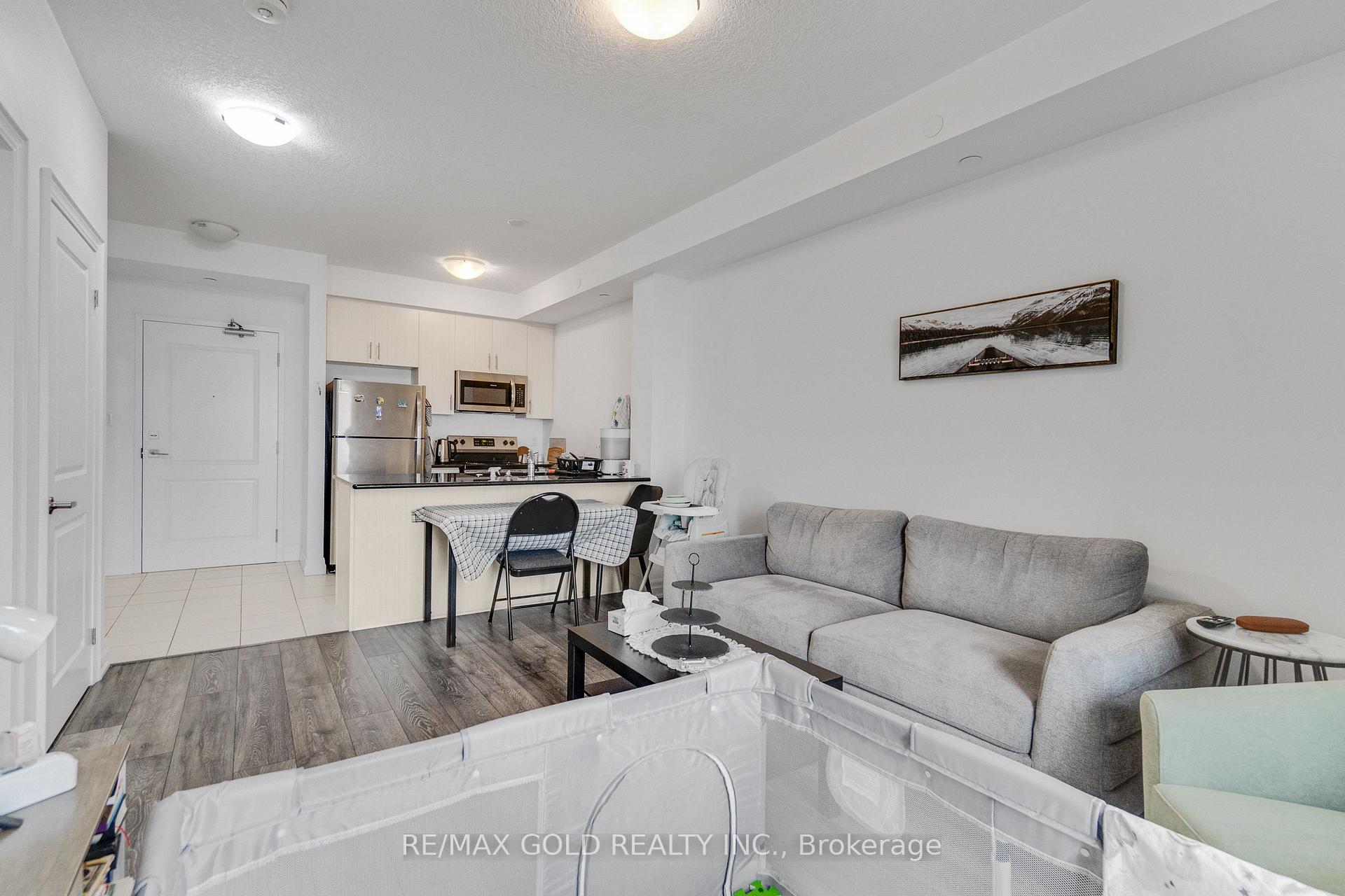 Photo 17 of Unit 502, 101 Shoreview Place, Hamilton, Stoney Creek — HOMEH