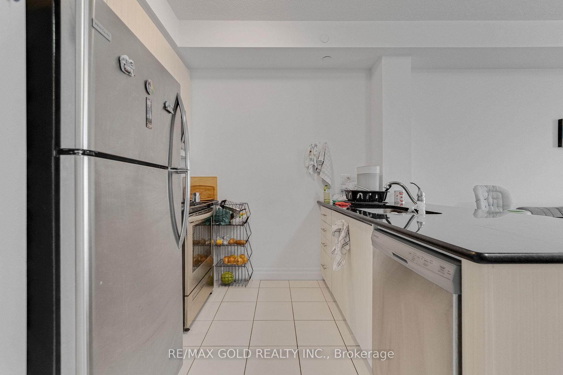 Photo 20 of Unit 502, 101 Shoreview Place, Hamilton, Stoney Creek — HOMEH