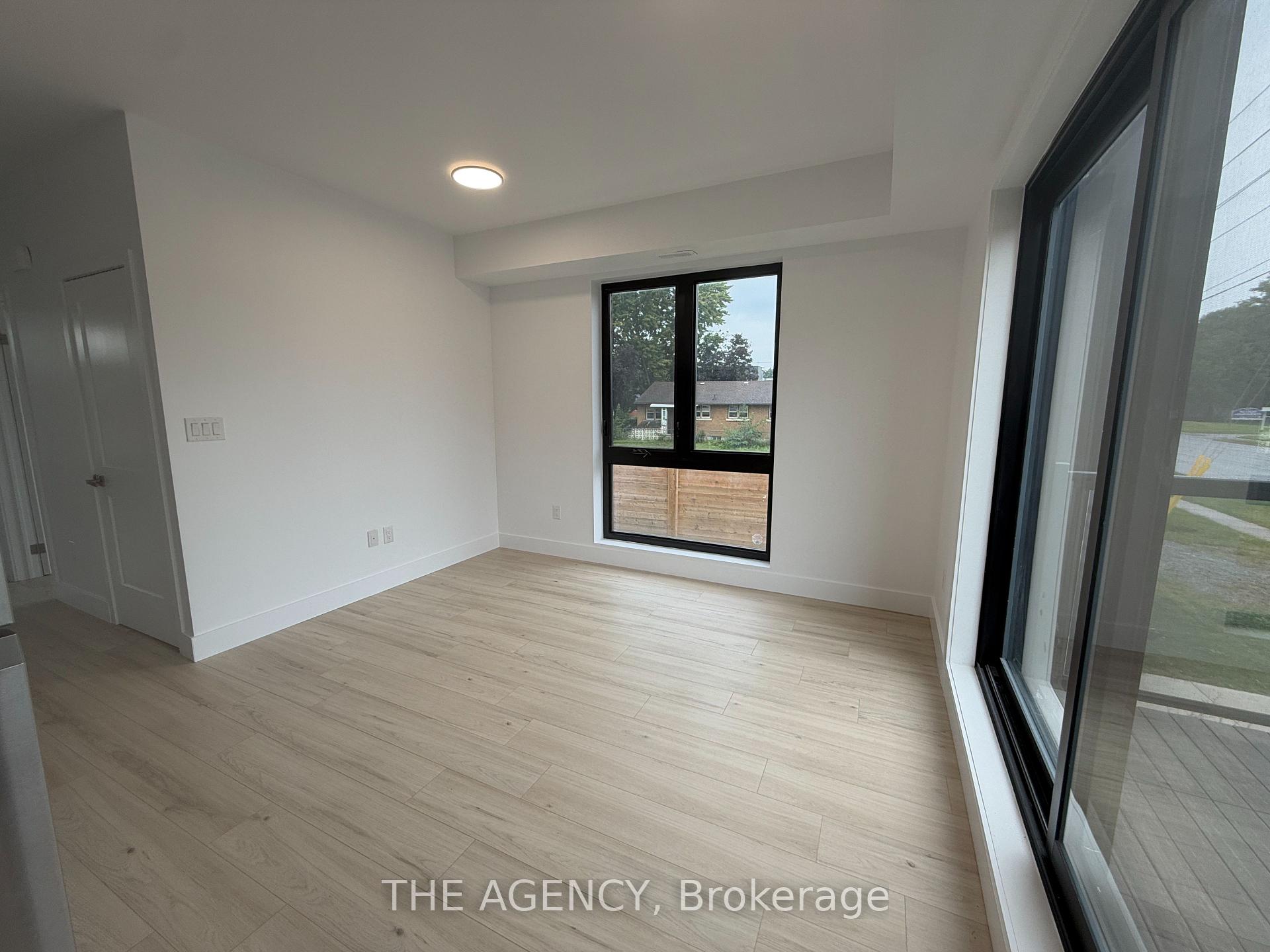 Photo 3 of Unit 206, 7277 Wilson Crescent, Niagara Falls, Oldfield — HOMEH