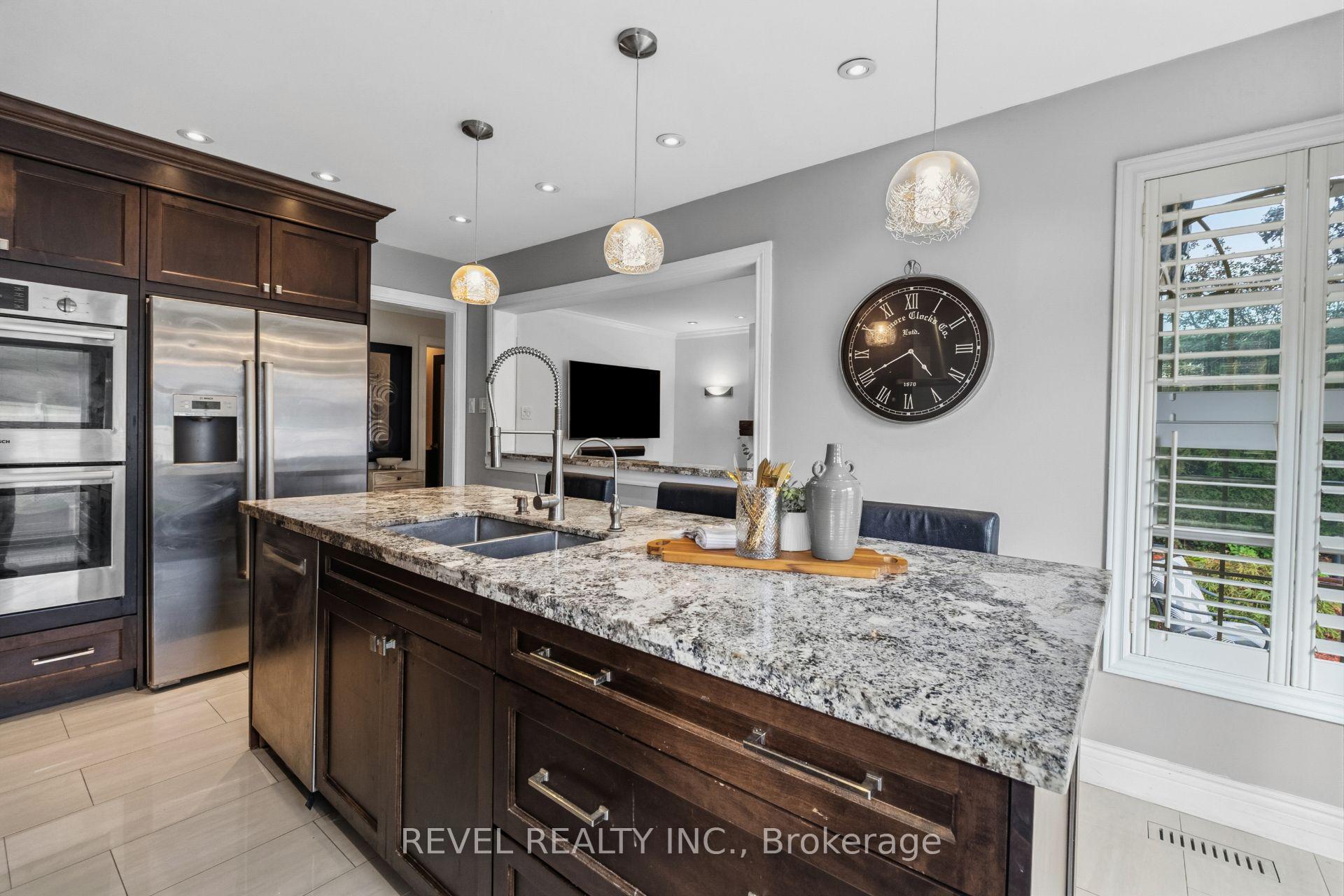 Photo 5 of 6624 Mockingbird Lane, Mississauga, Lisgar — HOMEH