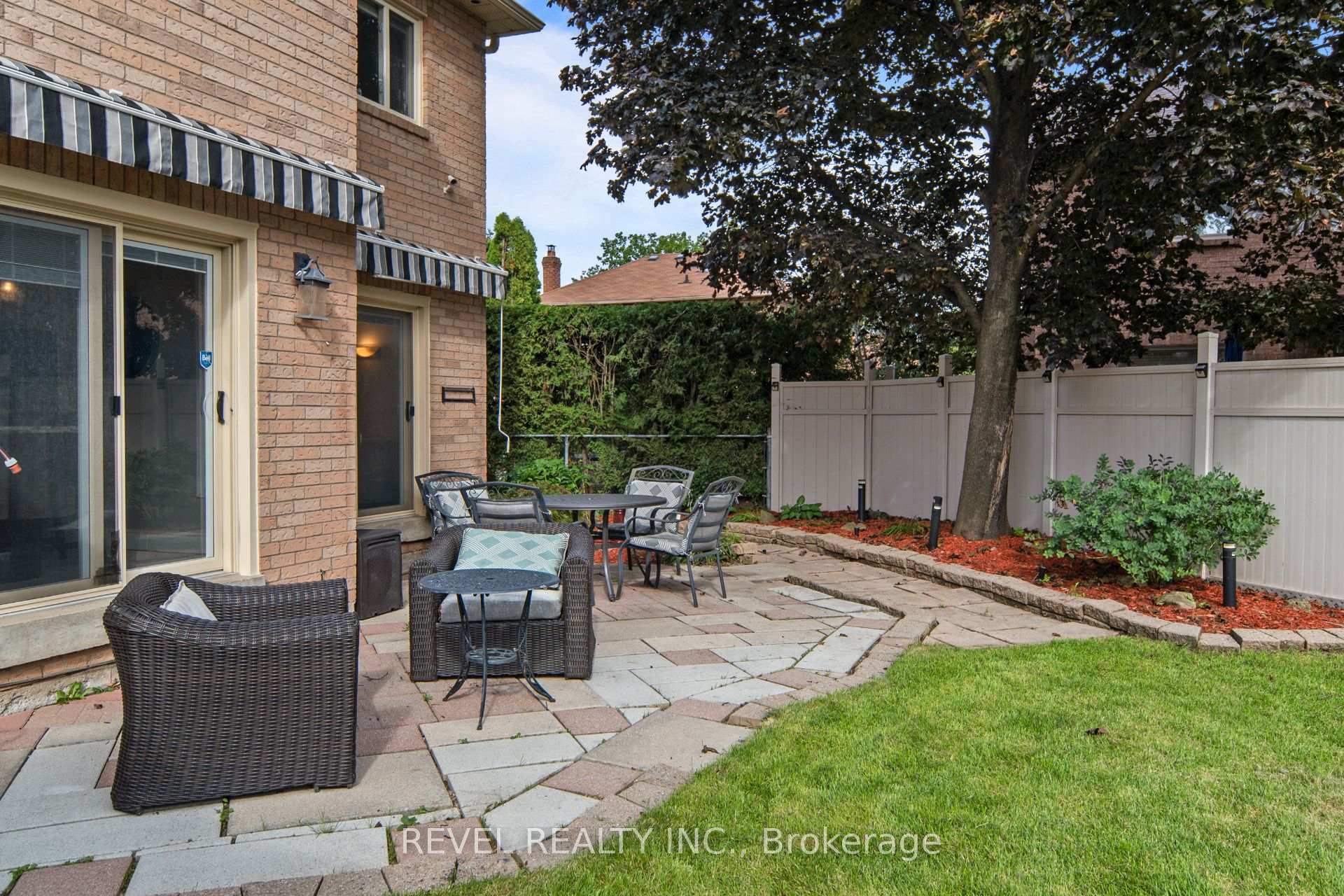 Photo 33 of 6624 Mockingbird Lane, Mississauga, Lisgar — HOMEH