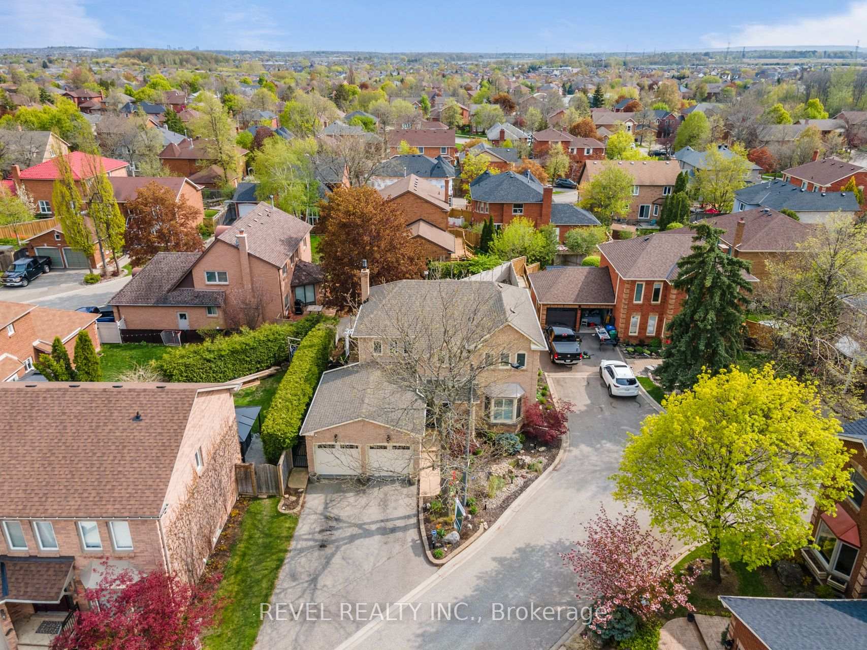 Photo 39 of 6624 Mockingbird Lane, Mississauga, Lisgar — HOMEH