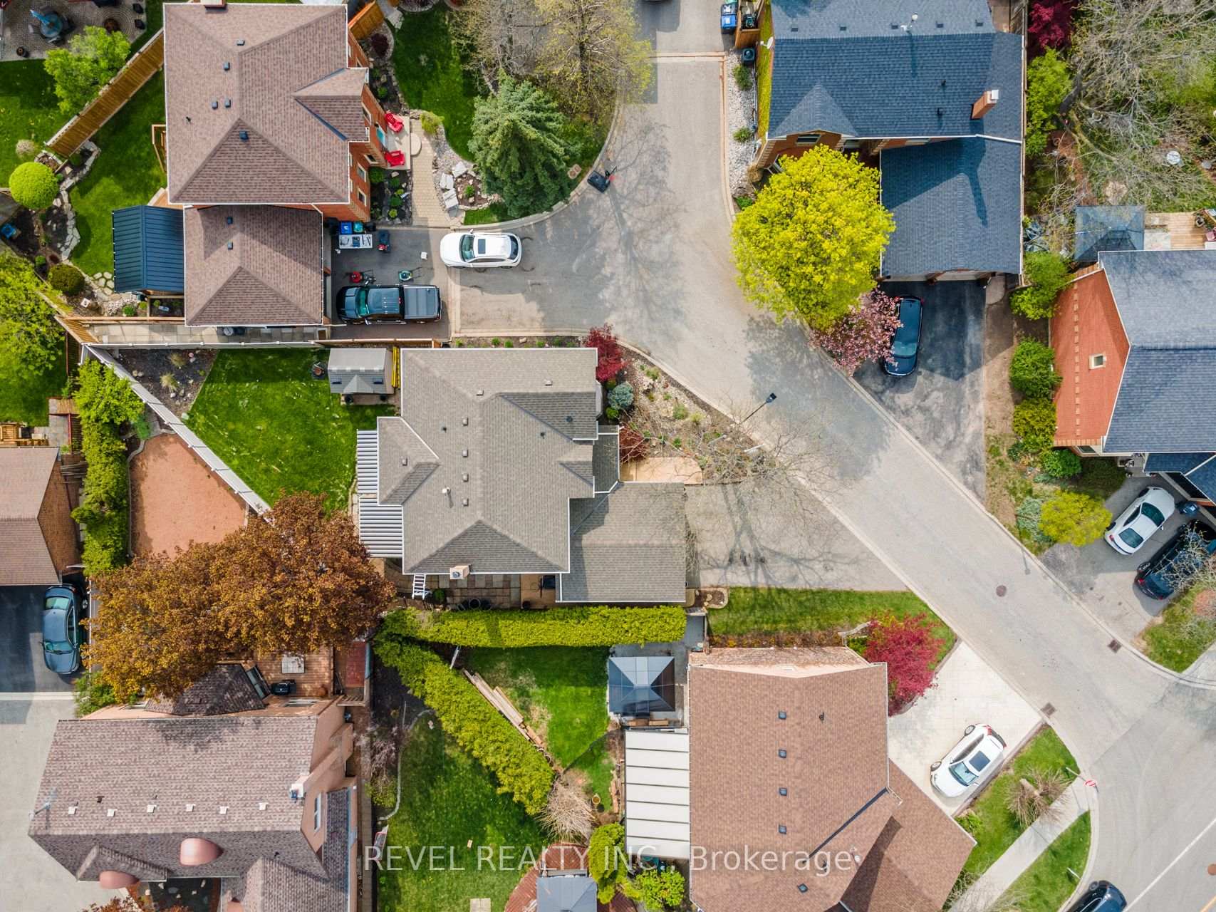 Photo 40 of 6624 Mockingbird Lane, Mississauga, Lisgar — HOMEH