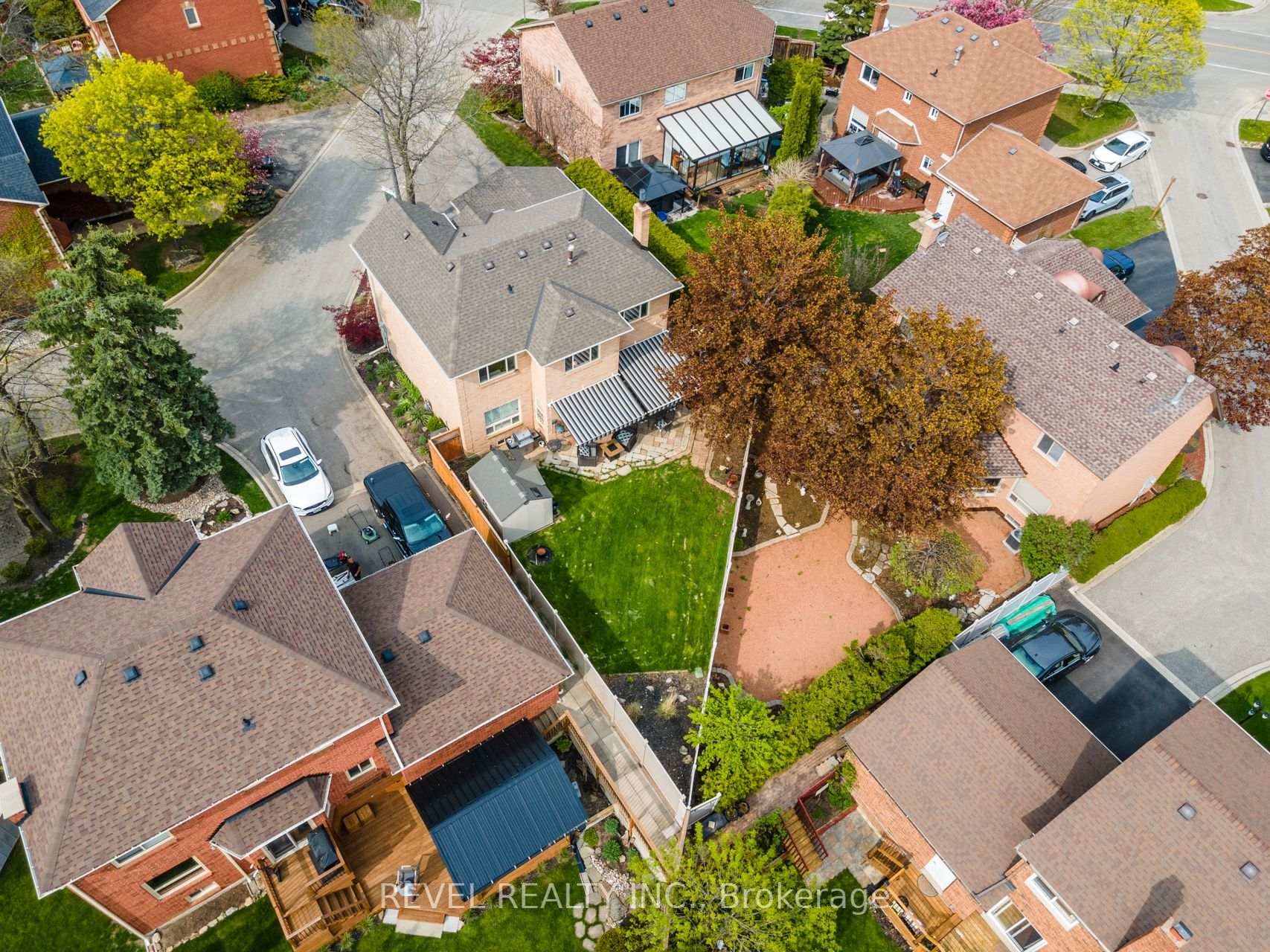 Photo 41 of 6624 Mockingbird Lane, Mississauga, Lisgar — HOMEH