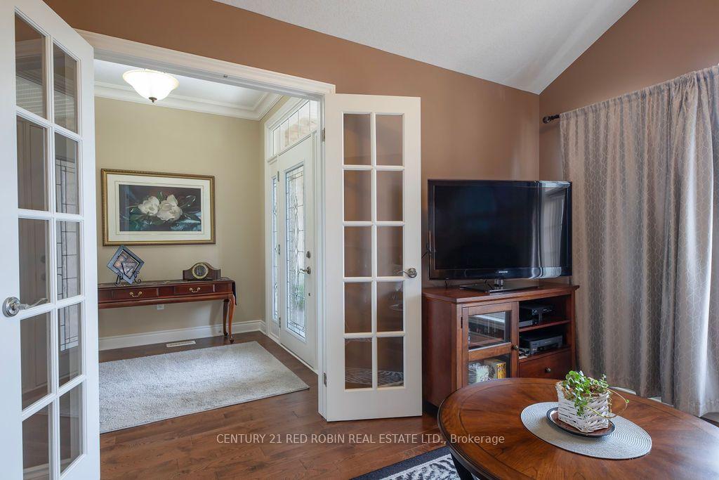 Photo 23 of 468 Macdonald Street, Strathroy-Caradoc, NE — HOMEH