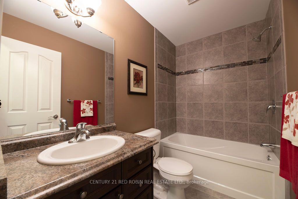 Photo 26 of 468 Macdonald Street, Strathroy-Caradoc, NE — HOMEH