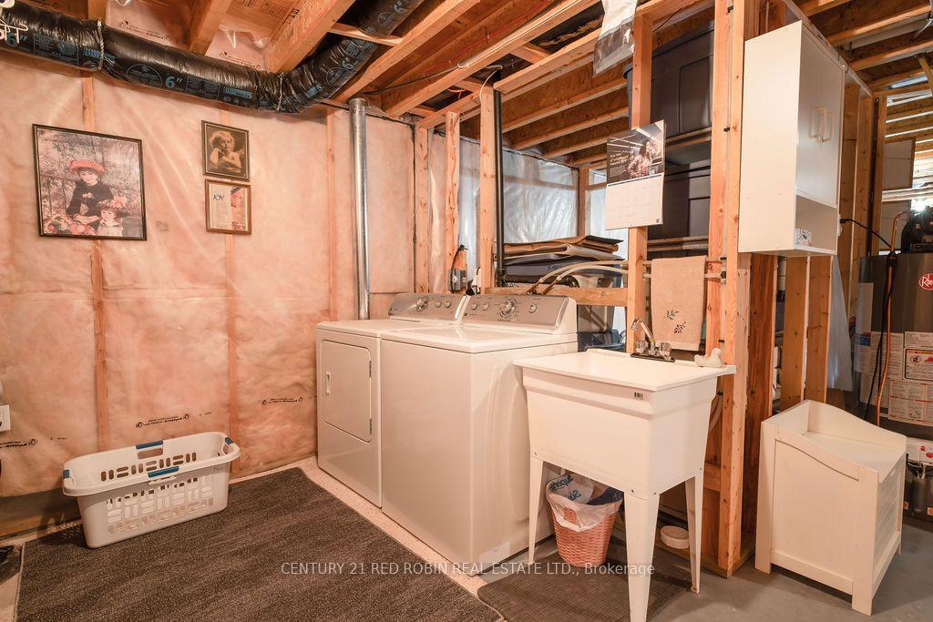 Photo 35 of 468 Macdonald Street, Strathroy-Caradoc, NE — HOMEH