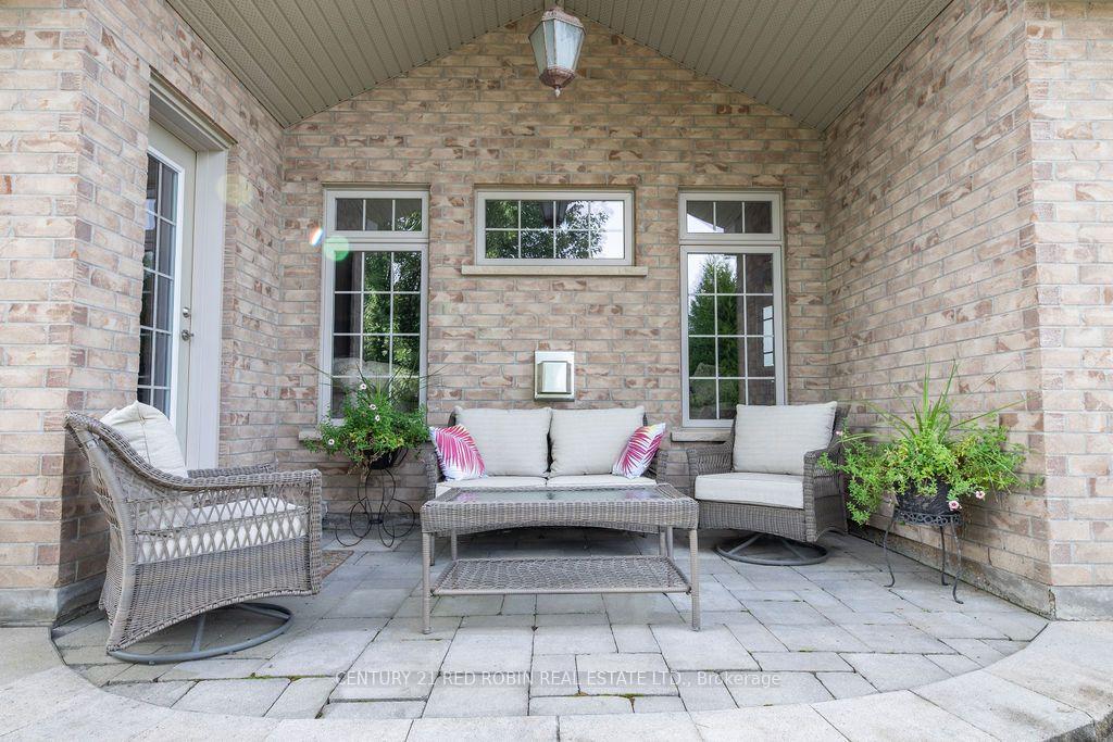 Photo 37 of 468 Macdonald Street, Strathroy-Caradoc, NE — HOMEH