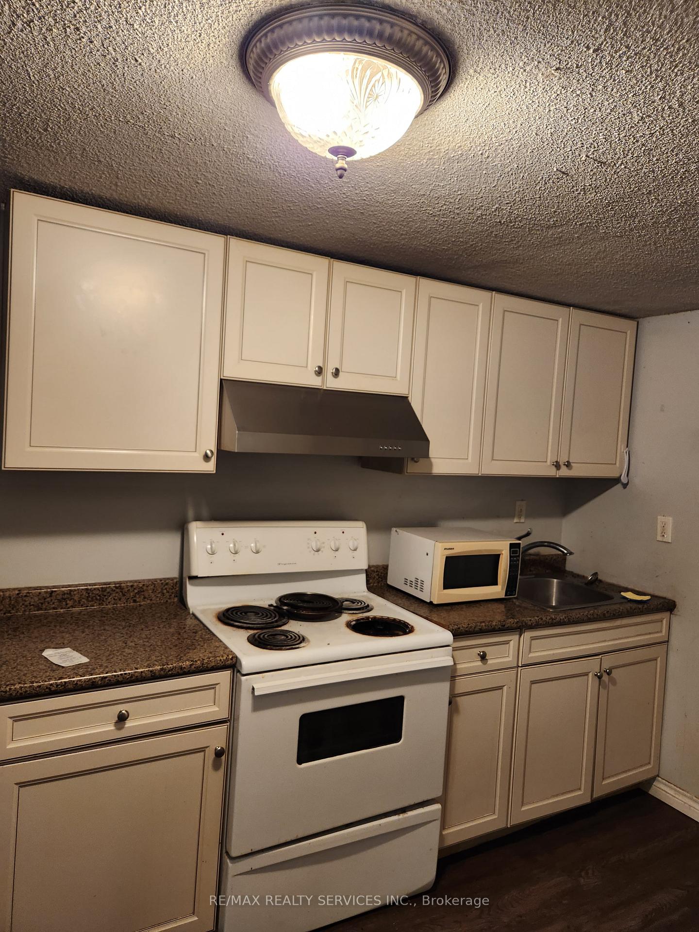 Photo 9 of Unit Basement, 71 Helene Crescent, Waterloo, Beechwood — HOMEH