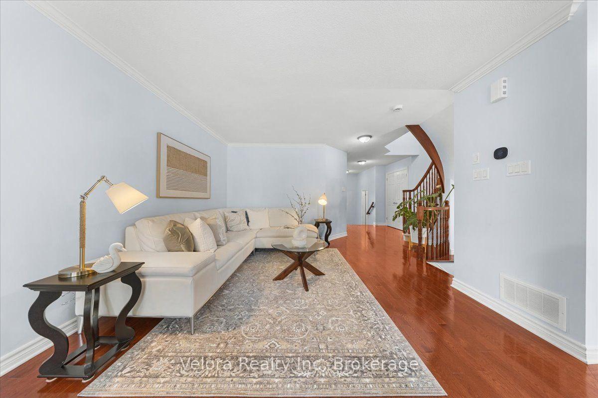Photo 8 of 404 Sparkman Avenue, Ottawa, Avalon East — HOMEH