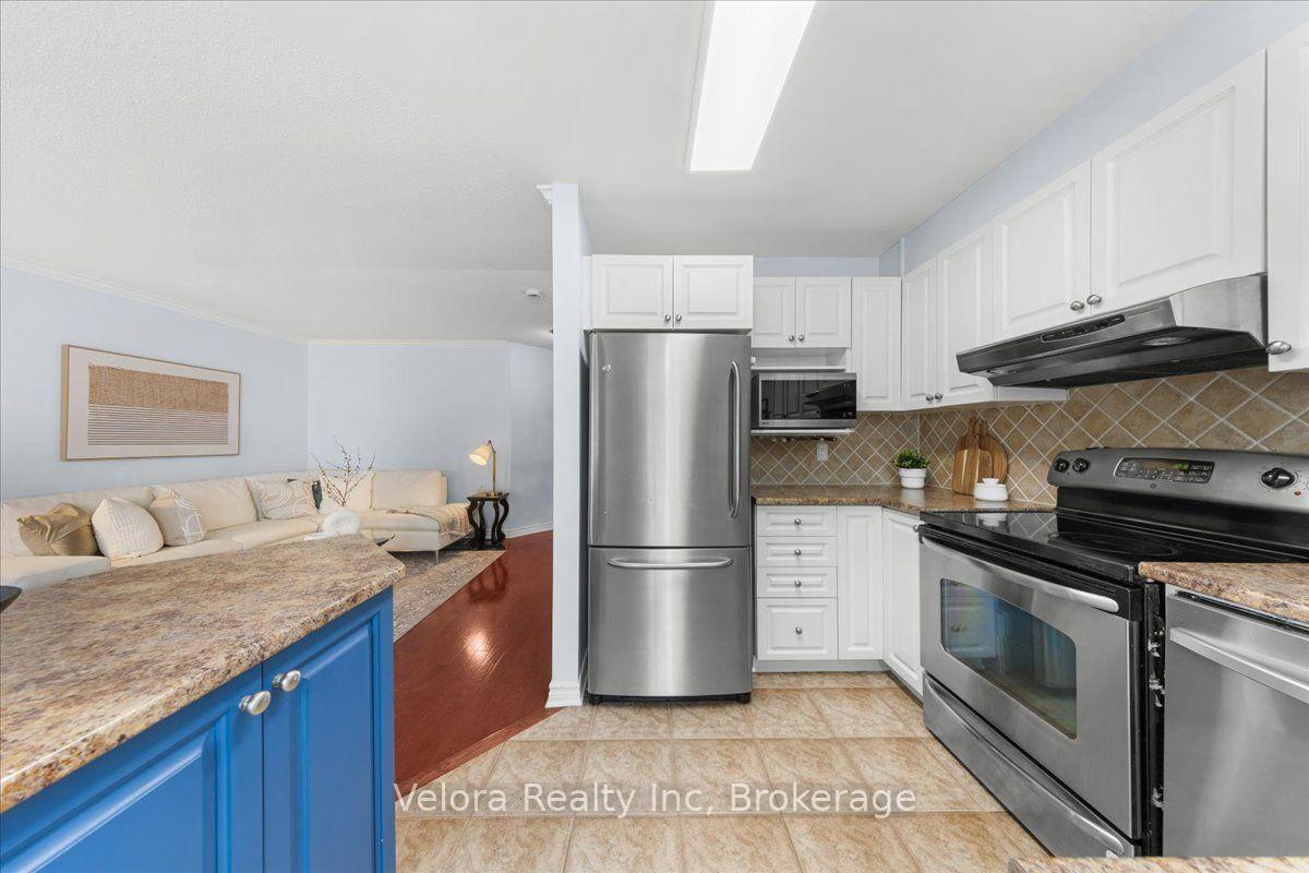Photo 14 of 404 Sparkman Avenue, Ottawa, Avalon East — HOMEH