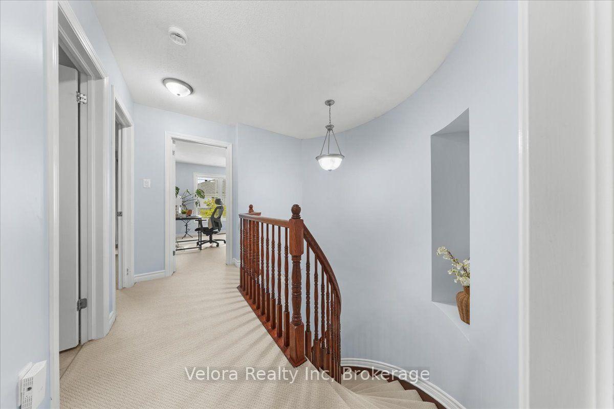 Photo 25 of 404 Sparkman Avenue, Ottawa, Avalon East — HOMEH