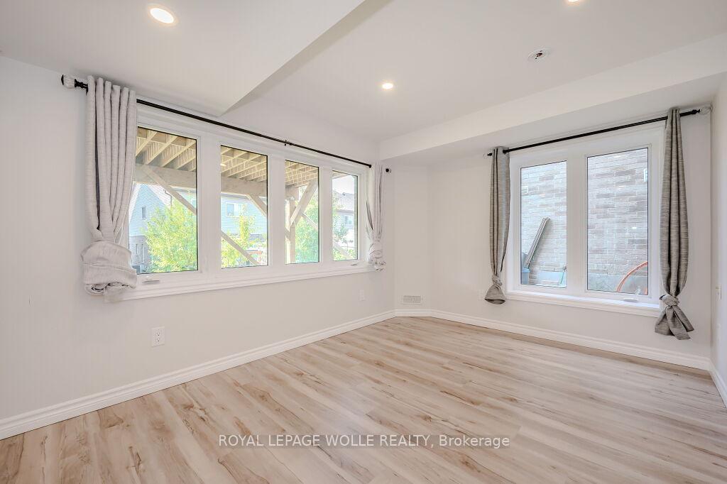 Photo 11 of Unit Lower, 277 Dewdrop Crescent, Waterloo, Columbia Forest/Clair Hills — HOMEH
