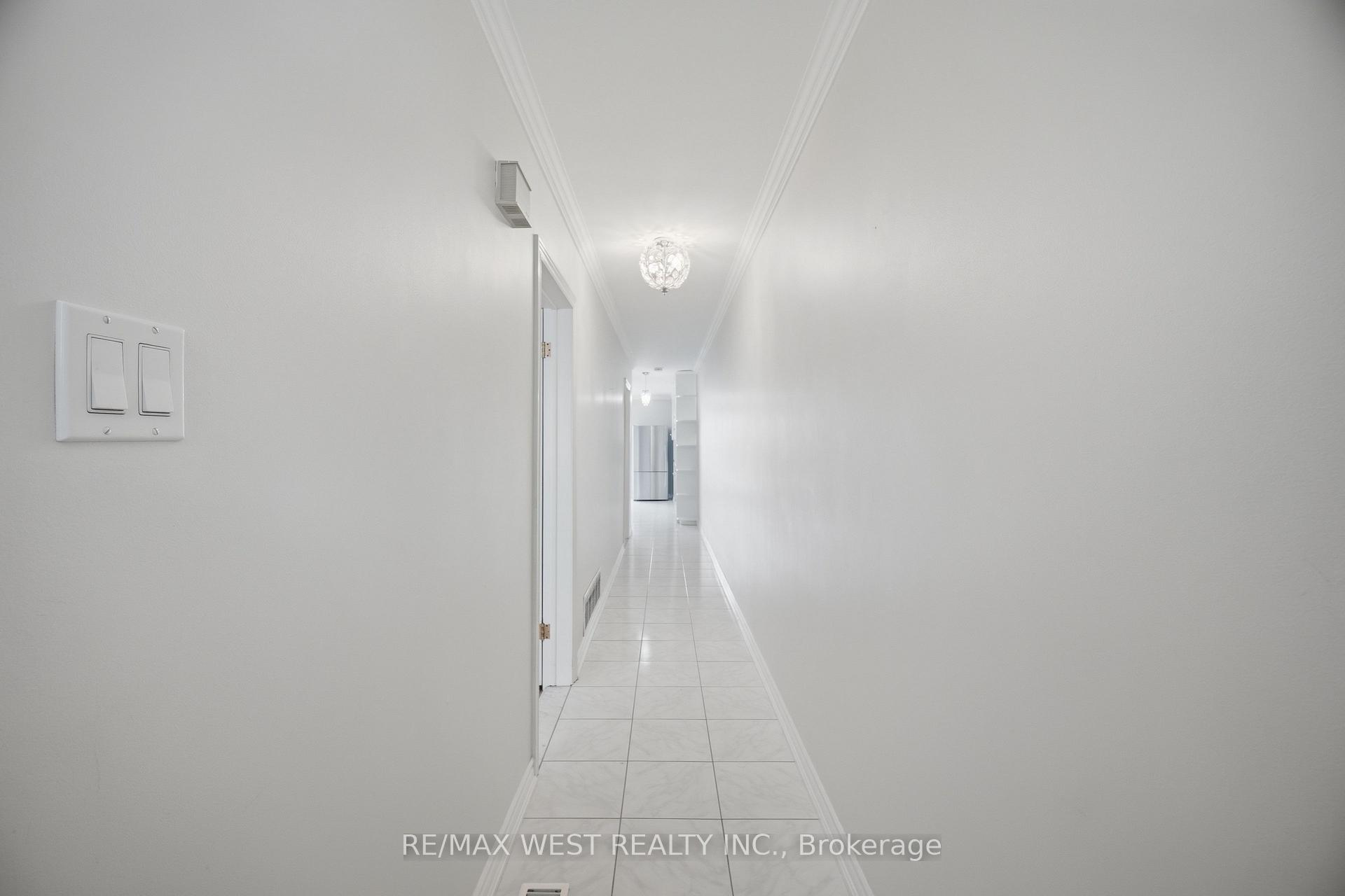 Photo 6 of 603 Concord Avenue, Toronto, Dovercourt-Wallace Emerson-Junction — HOMEH