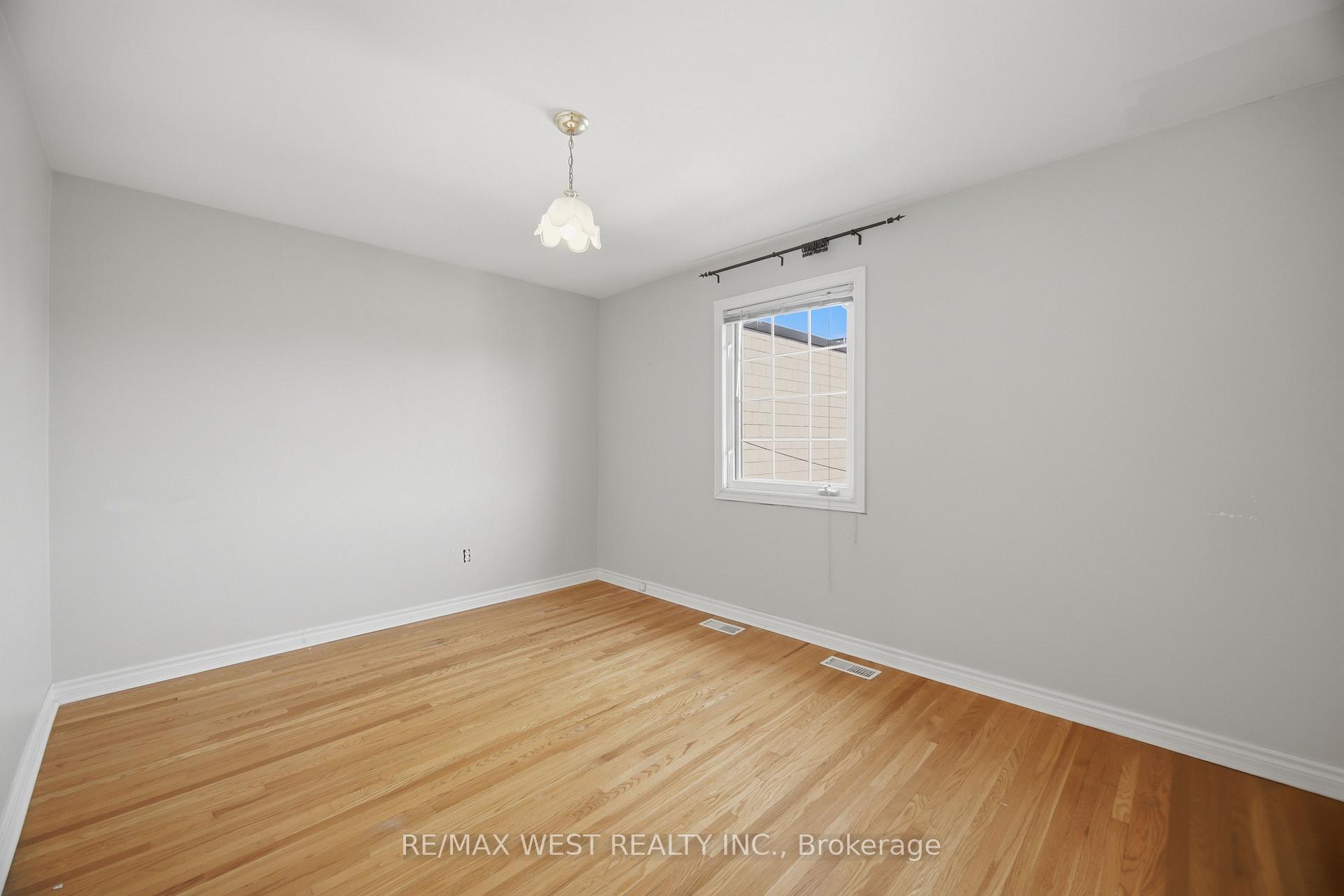 Photo 21 of 603 Concord Avenue, Toronto, Dovercourt-Wallace Emerson-Junction — HOMEH