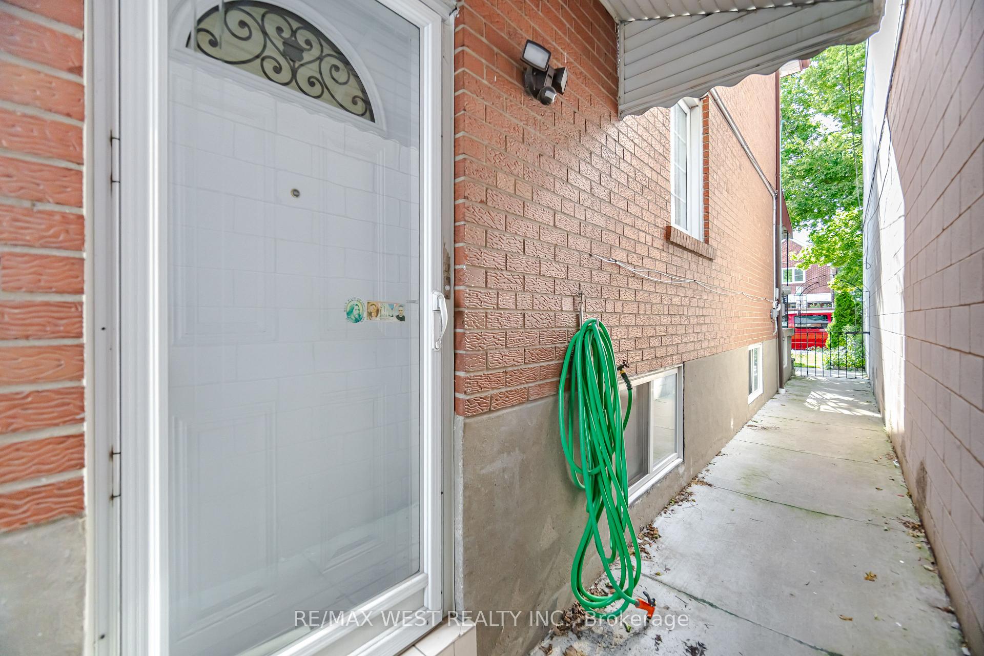 Photo 36 of 603 Concord Avenue, Toronto, Dovercourt-Wallace Emerson-Junction — HOMEH