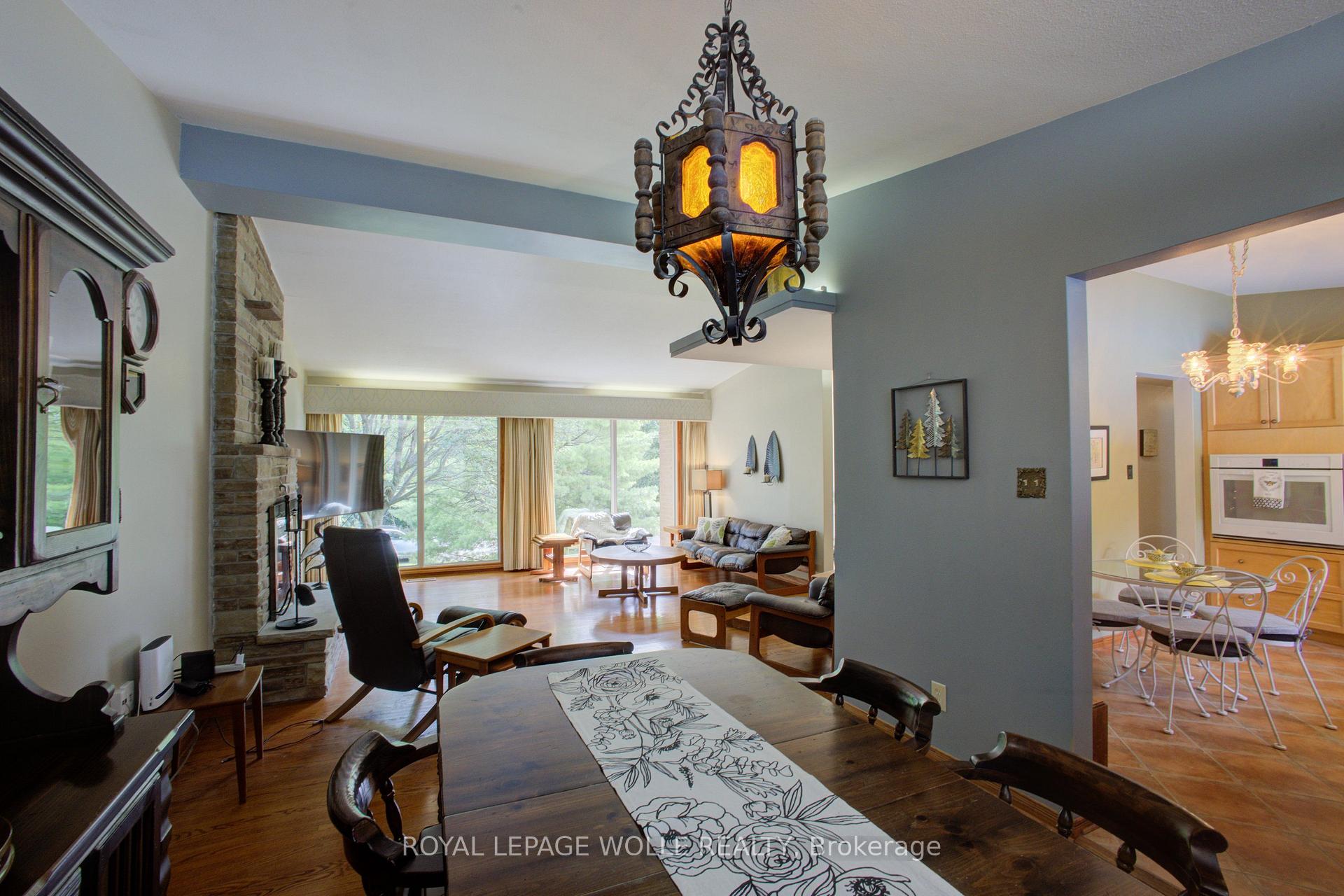 Photo 12 of 204 Manchester Road, Kitchener, Heritage Park - Kitchener — HOMEH