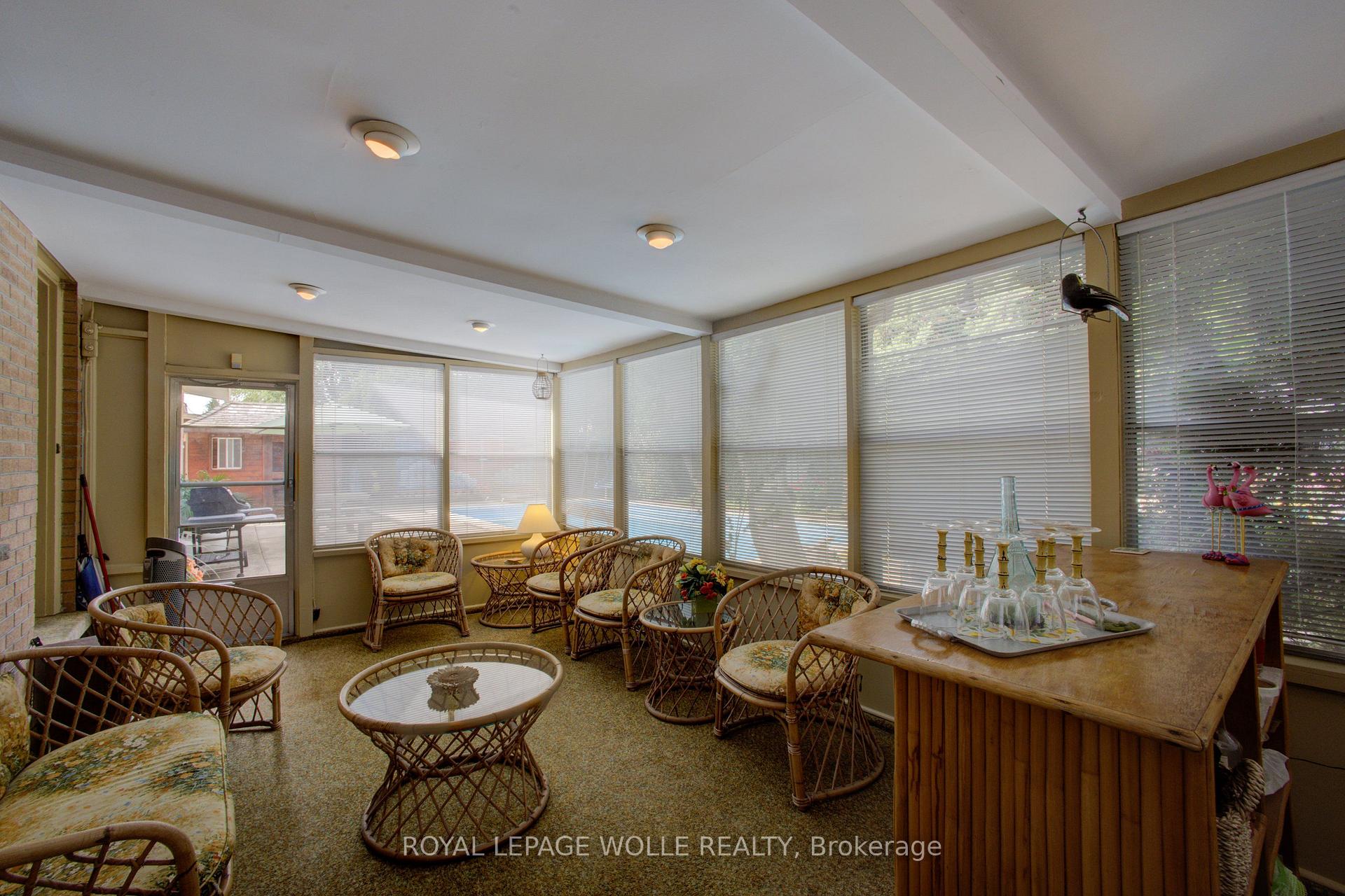 Photo 17 of 204 Manchester Road, Kitchener, Heritage Park - Kitchener — HOMEH