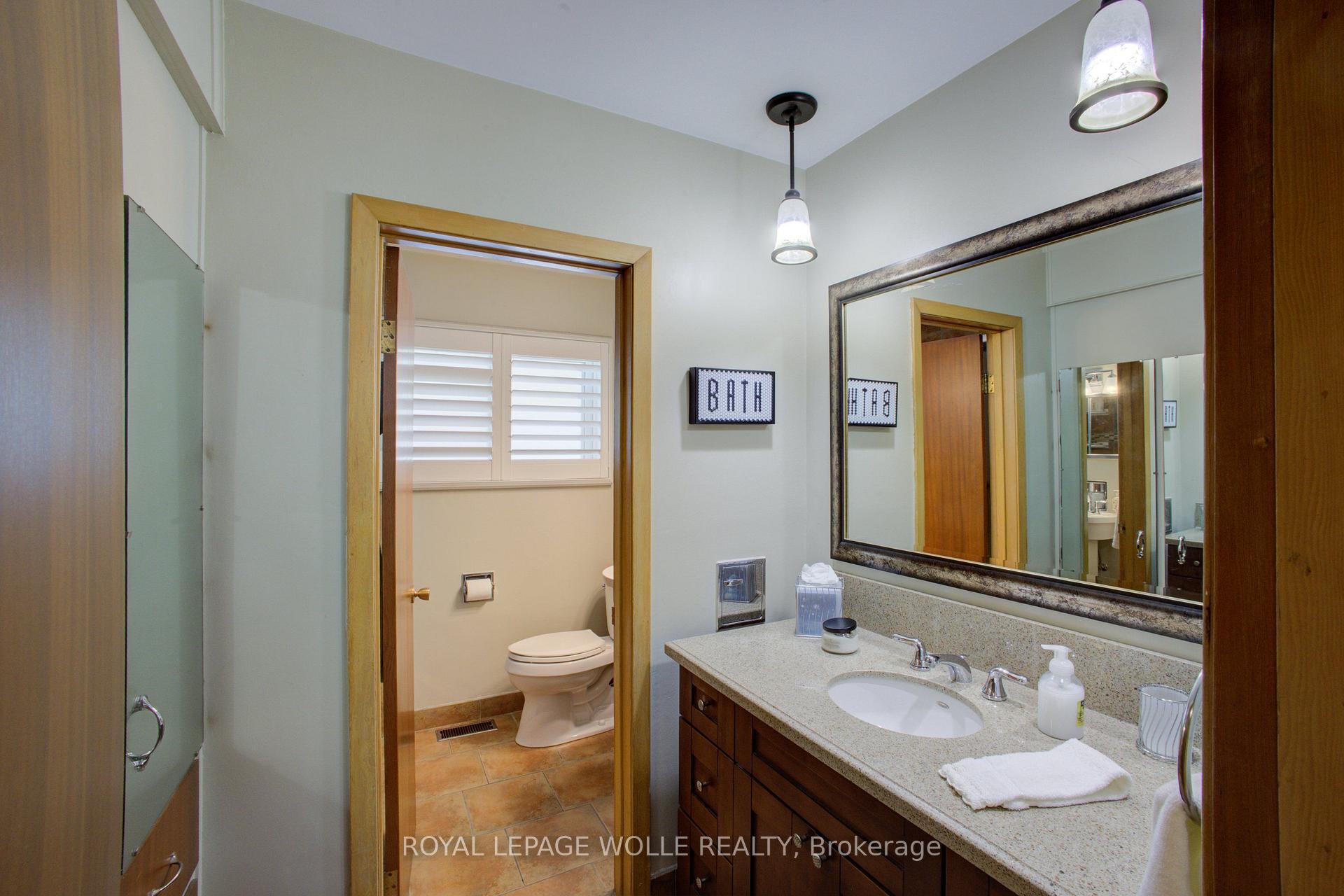 Photo 18 of 204 Manchester Road, Kitchener, Heritage Park - Kitchener — HOMEH