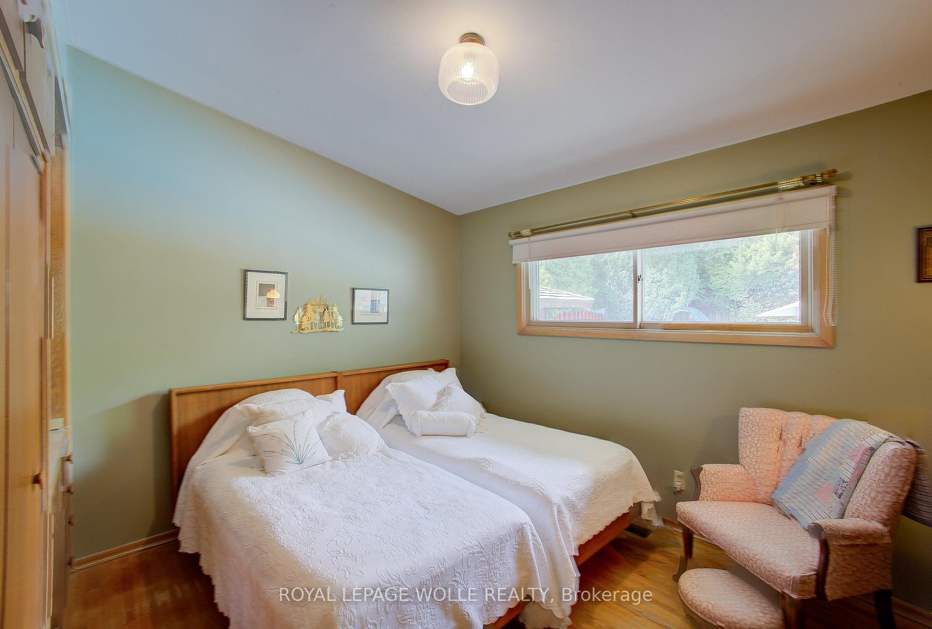 Photo 22 of 204 Manchester Road, Kitchener, Heritage Park - Kitchener — HOMEH