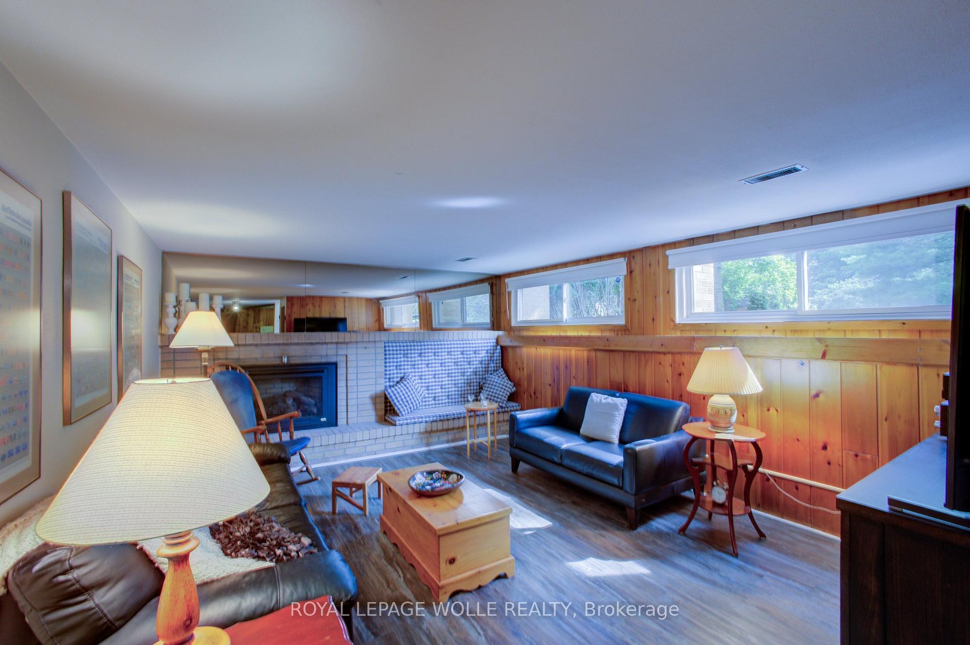 Photo 25 of 204 Manchester Road, Kitchener, Heritage Park - Kitchener — HOMEH