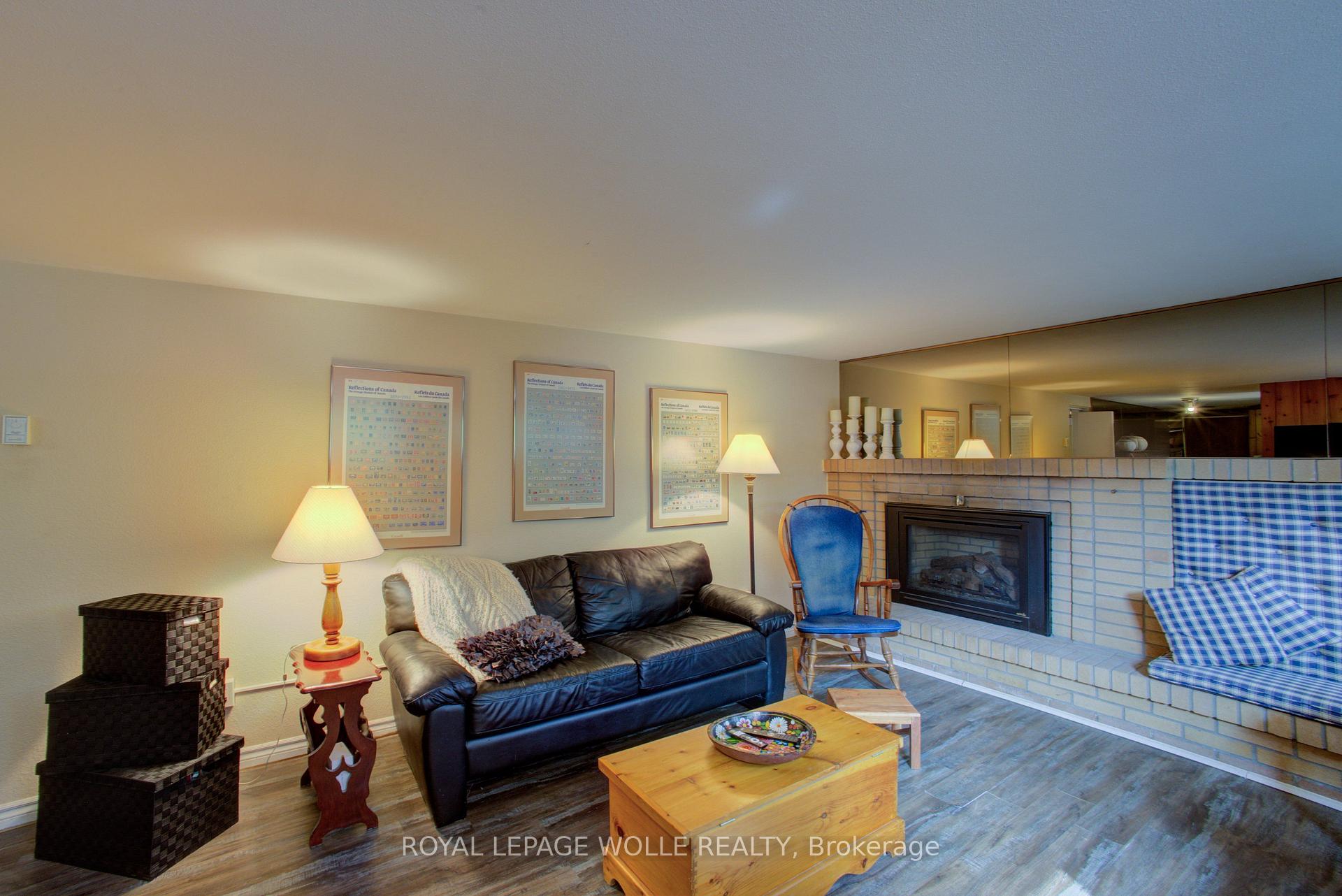 Photo 26 of 204 Manchester Road, Kitchener, Heritage Park - Kitchener — HOMEH