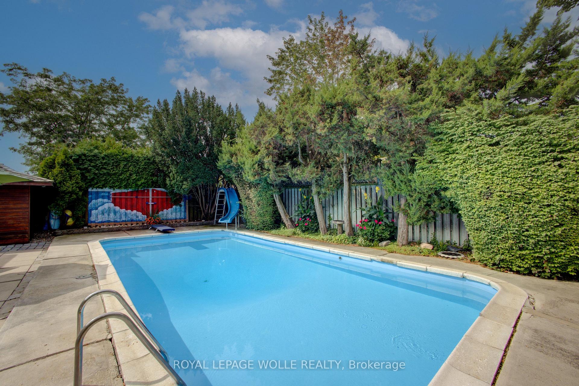 Photo 31 of 204 Manchester Road, Kitchener, Heritage Park - Kitchener — HOMEH