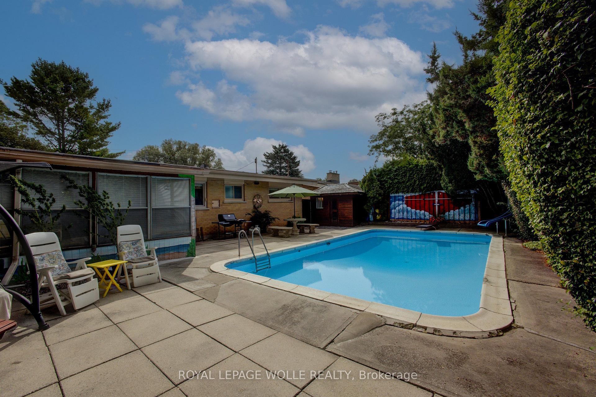 Photo 32 of 204 Manchester Road, Kitchener, Heritage Park - Kitchener — HOMEH