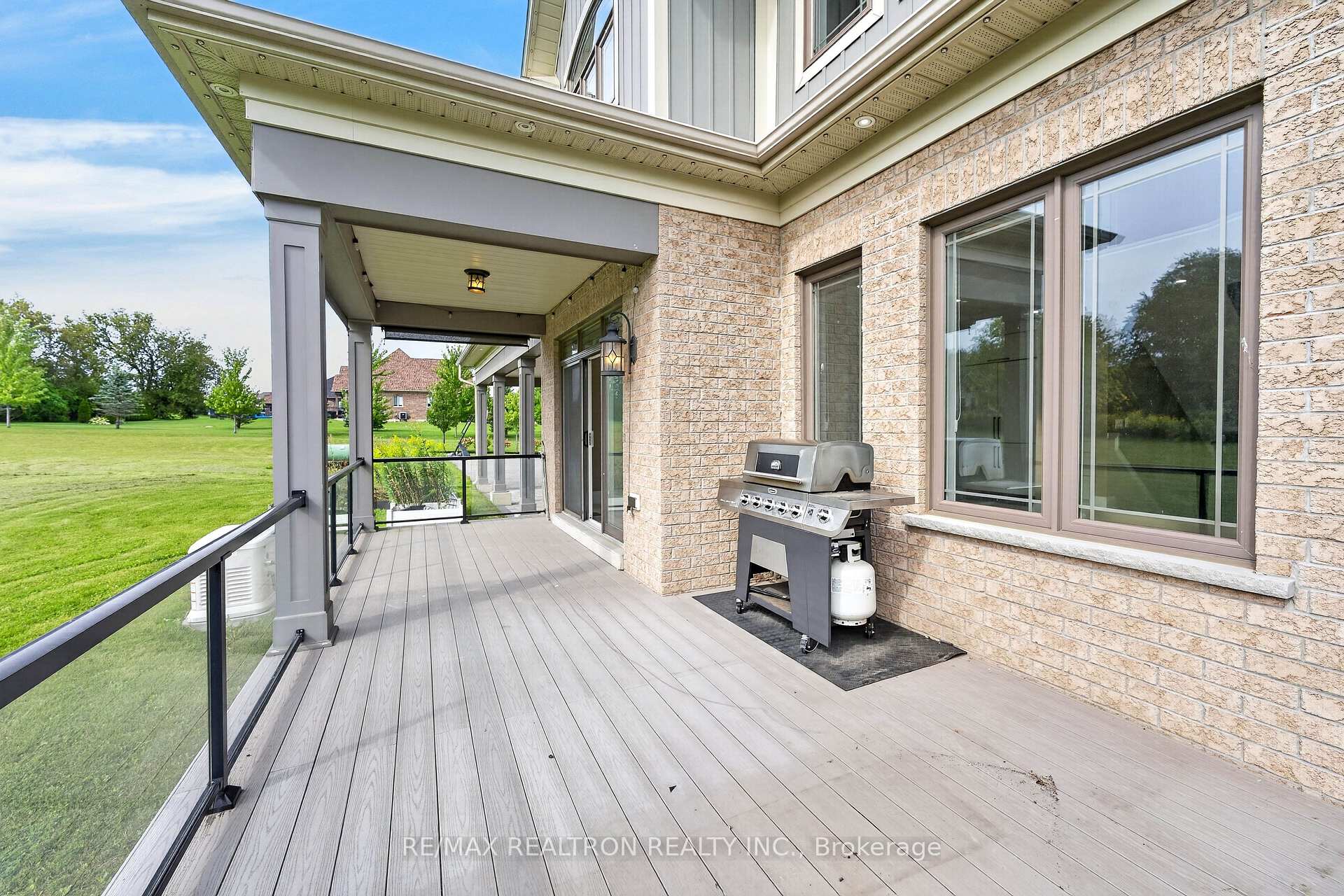 Photo 45 of 57 Lionel Byam Drive, Clarington, Rural Clarington — HOMEH