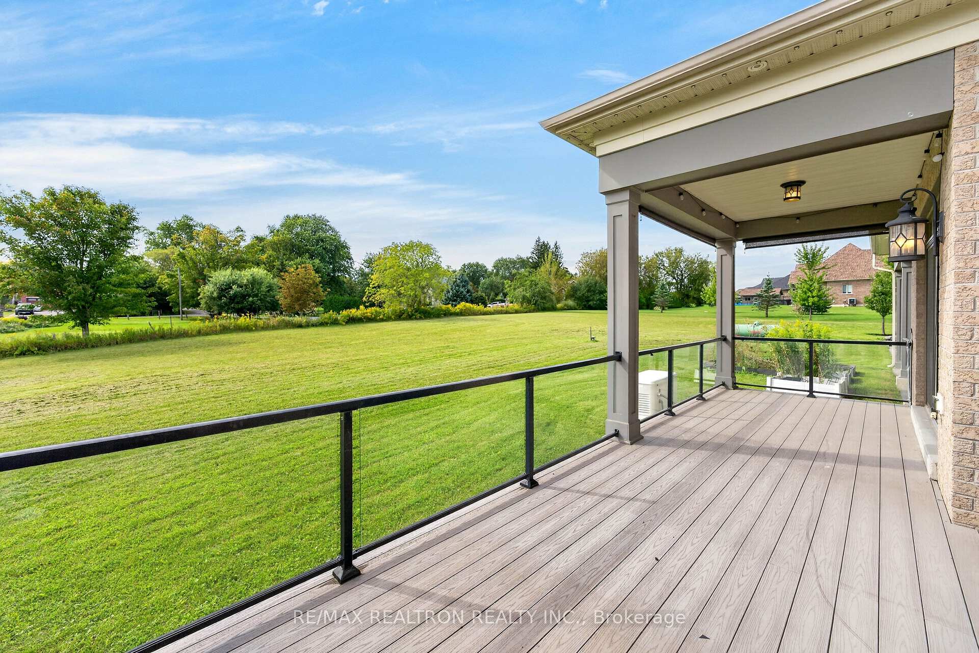 Photo 46 of 57 Lionel Byam Drive, Clarington, Rural Clarington — HOMEH