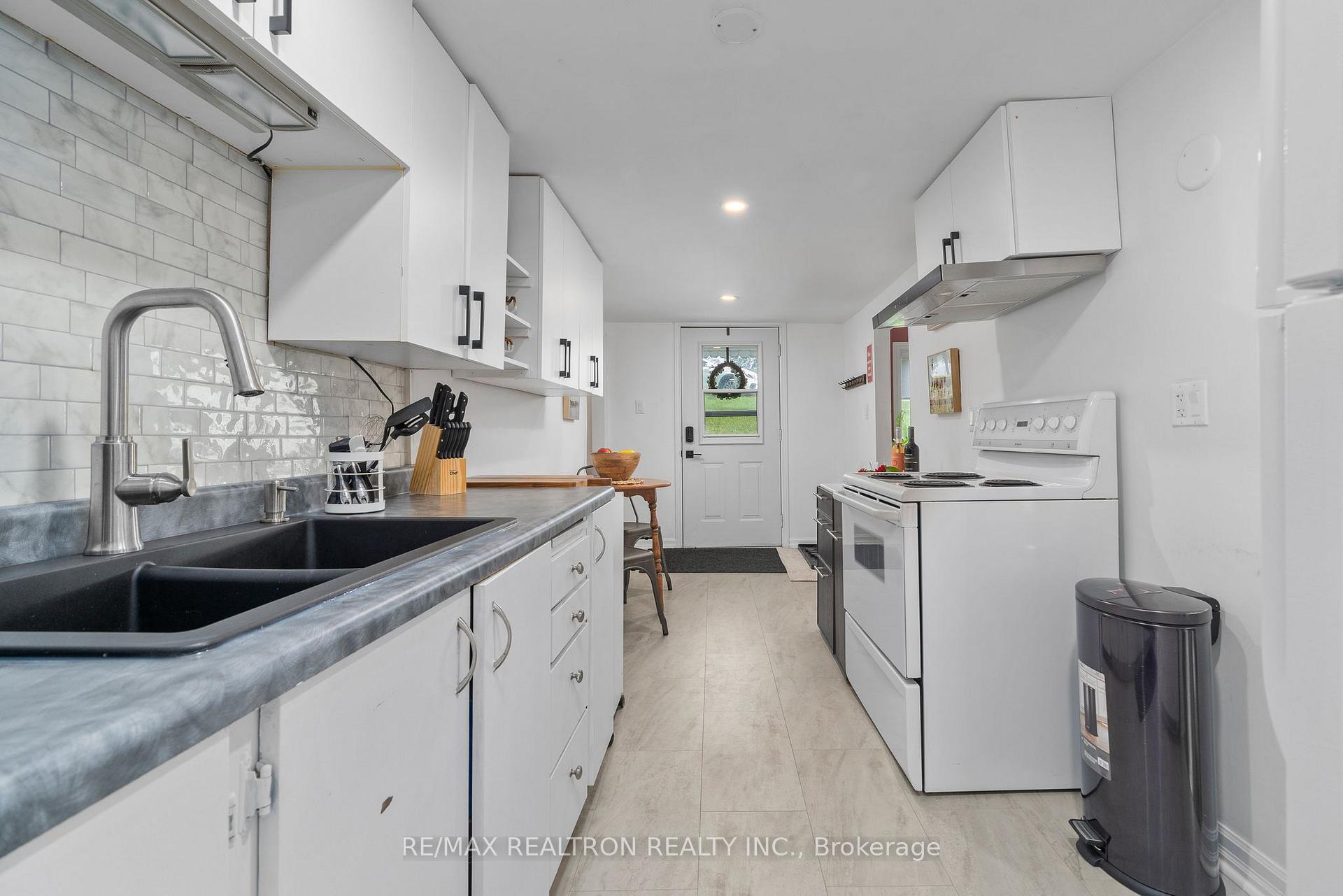Photo 16 of Unit 9, 2141 County Road, Greater Napanee, Greater Napanee — HOMEH