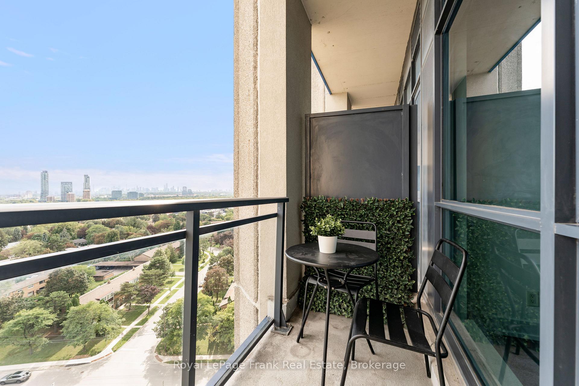 Photo 4 of Unit 1306, 75 The Donway, North York, Banbury-Don Mills — HOMEH
