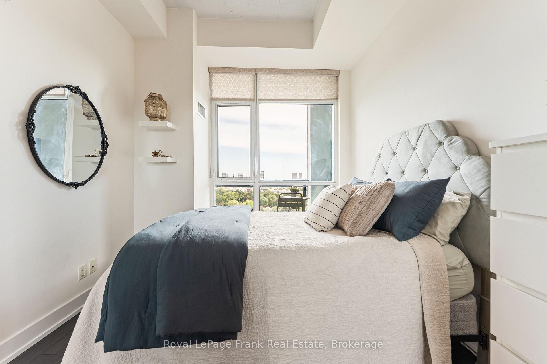Photo 17 of Unit 1306, 75 The Donway, North York, Banbury-Don Mills — HOMEH