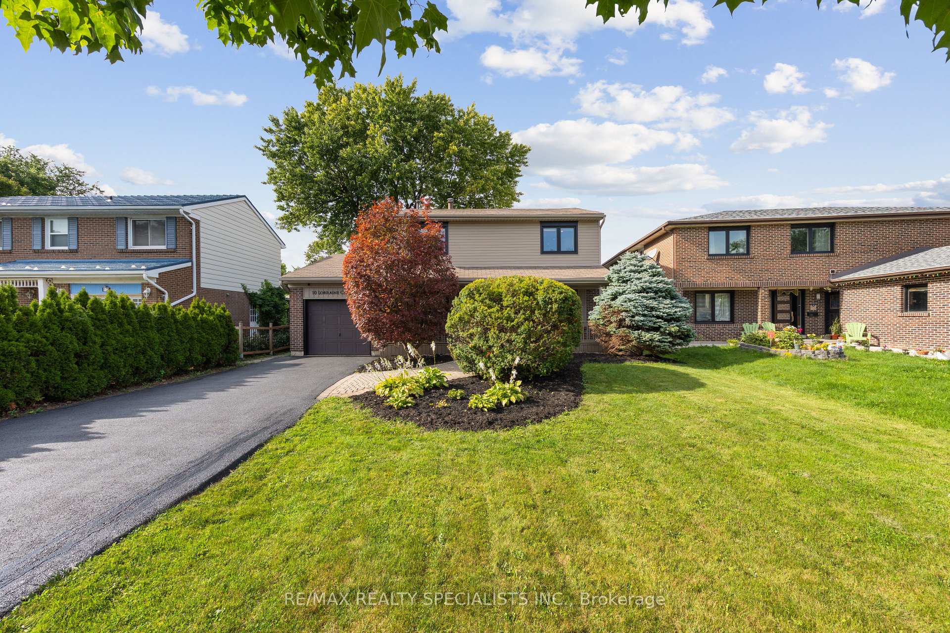 Photo 8 of 10 Lorraine Crescent, Brampton, Westgate — HOMEH