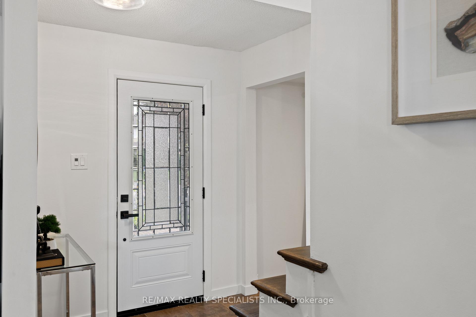 Photo 18 of 10 Lorraine Crescent, Brampton, Westgate — HOMEH
