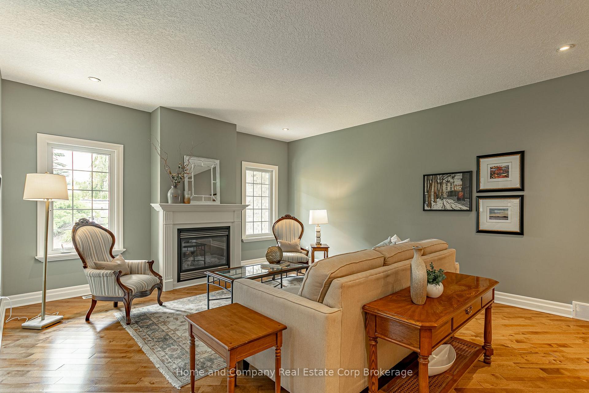 Photo 10 of Unit 23, 23 North Pointe Drive, Stratford — HOMEH