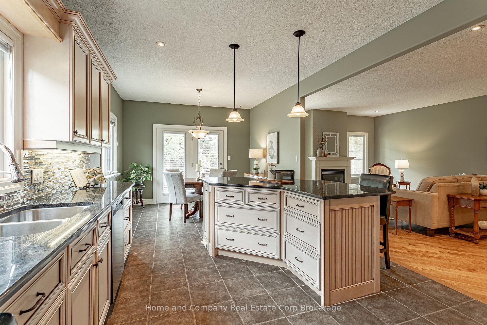 Photo 14 of Unit 23, 23 North Pointe Drive, Stratford — HOMEH