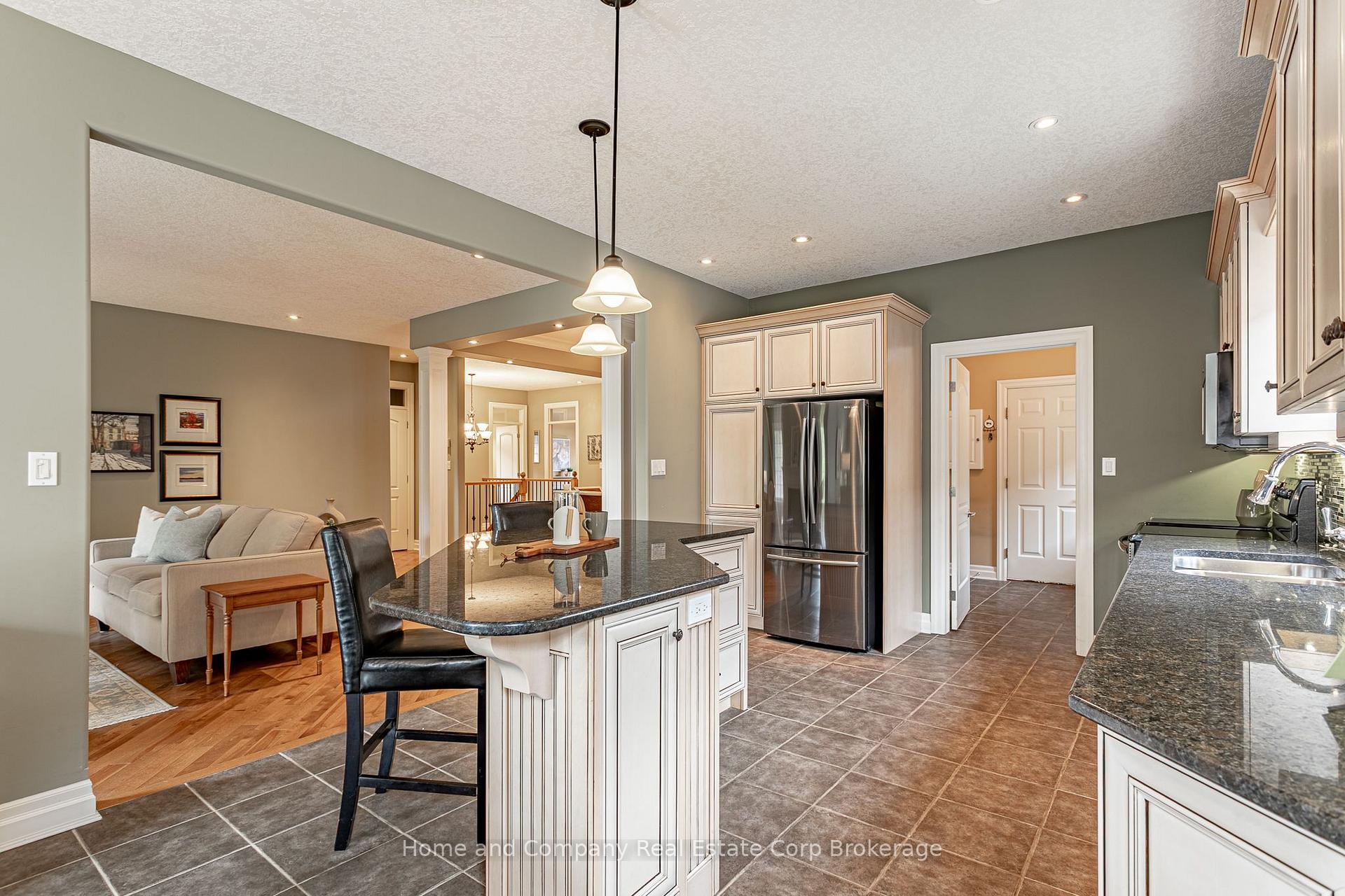 Photo 15 of Unit 23, 23 North Pointe Drive, Stratford — HOMEH
