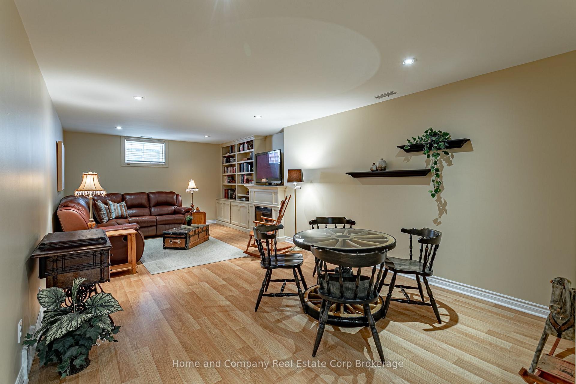 Photo 24 of Unit 23, 23 North Pointe Drive, Stratford — HOMEH